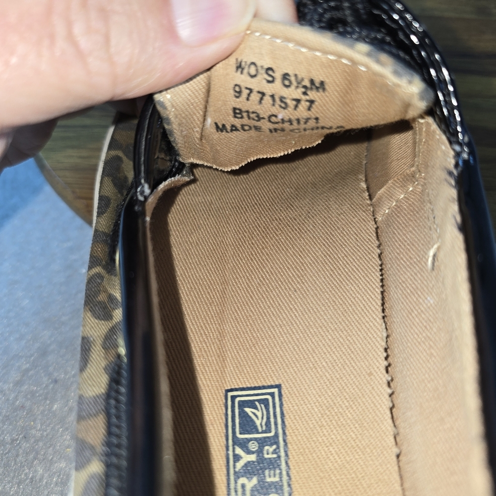 Sperry Topsider Woman’s Leopard Animal Print Boat Shoes With Patent  6.5 Love - Picture 10 of 10